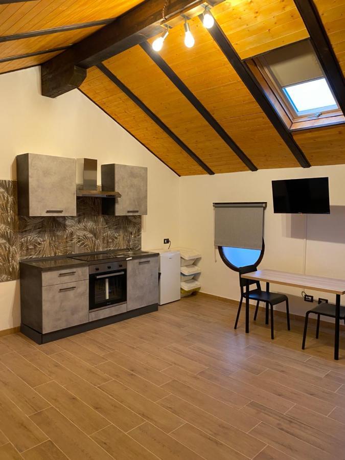 21House - Appartamento 2 Бусто-Арсизио Экстерьер фото