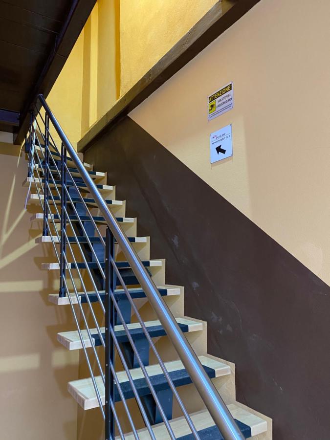 21House - Appartamento 2 Бусто-Арсизио Экстерьер фото