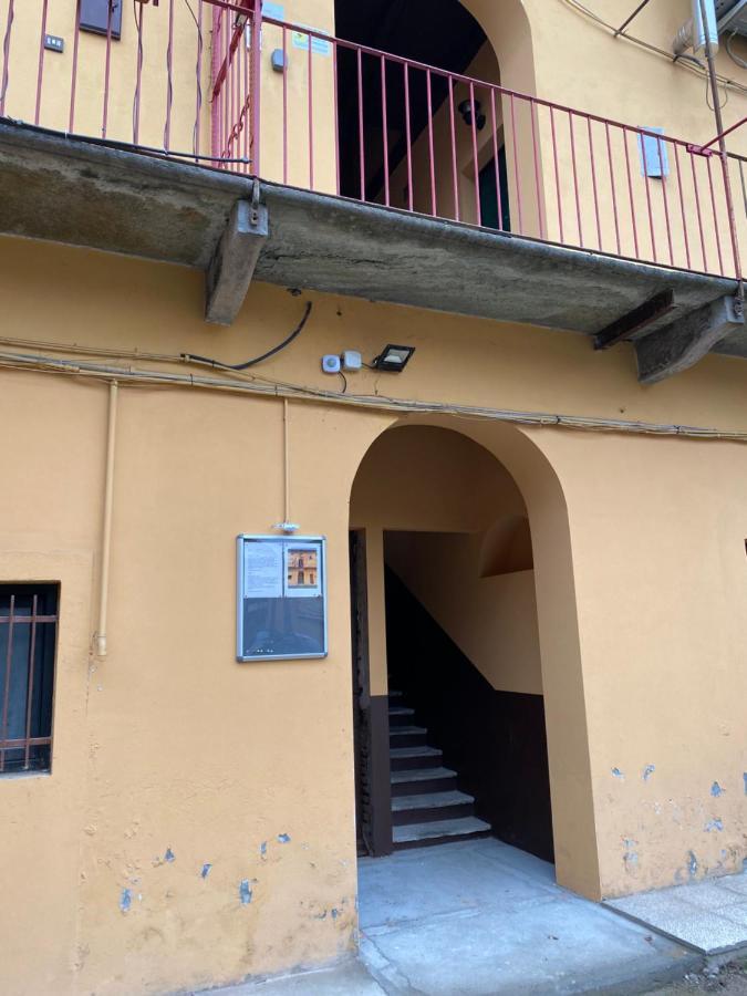 21House - Appartamento 2 Бусто-Арсизио Экстерьер фото
